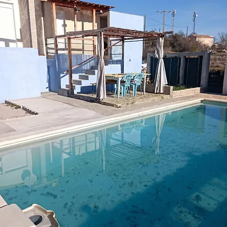 Appartement à Avec Piscine *