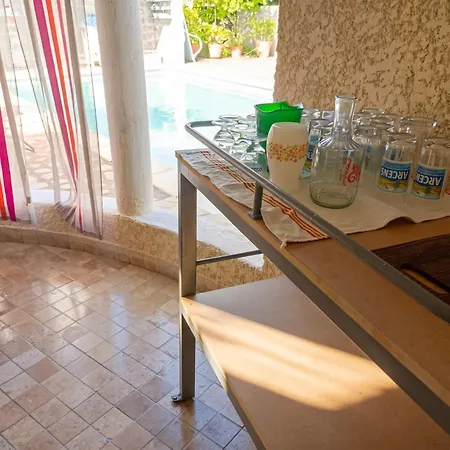 Appartement à Avec Piscine *